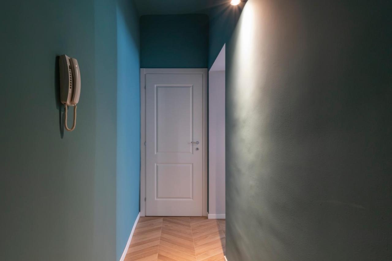 Luxury Apartment In Downtown - Curtatone 4 Милано Екстериор снимка